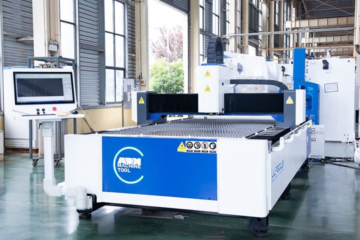 laser cutting machine