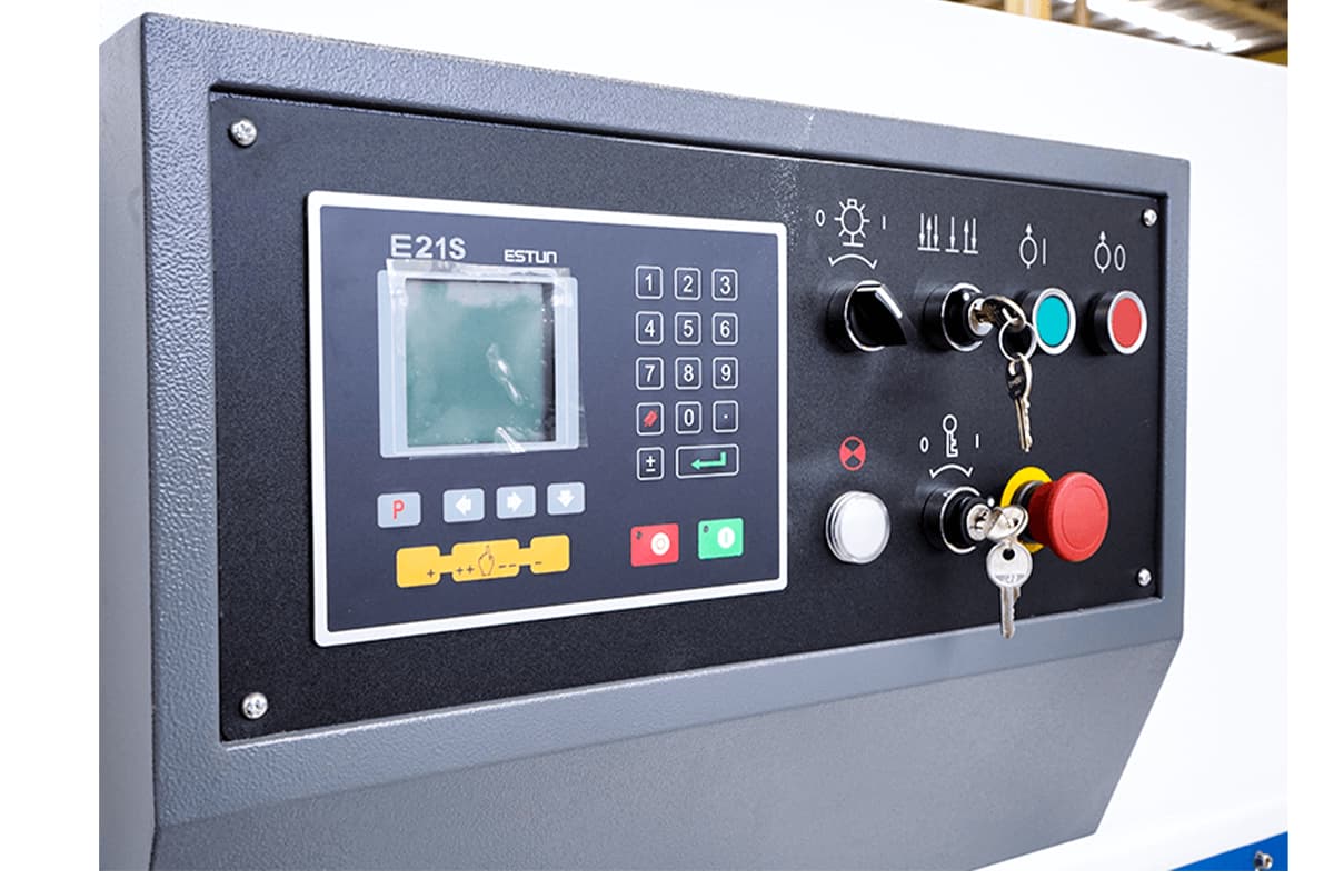 What is a Hydraulic Shearing Machine? ADH Machine Tool