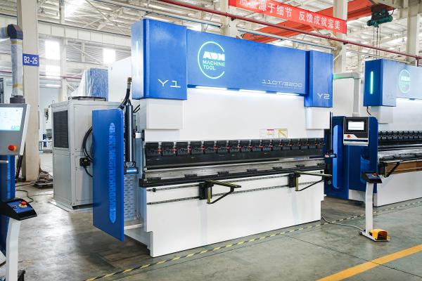 Delem DA53T 컨트롤러 장착 WAD 110T3200 CNC 프레스 브레이크