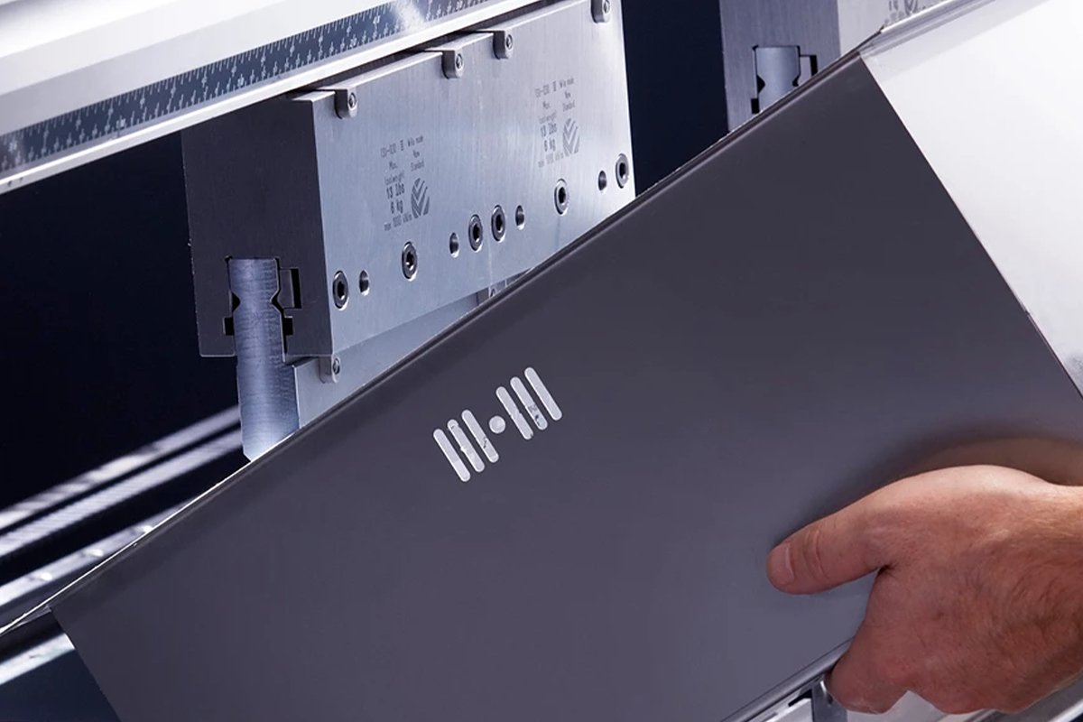 Bend a Box with a Press Brake