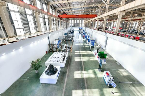 신형 기계 쇼룸 VR