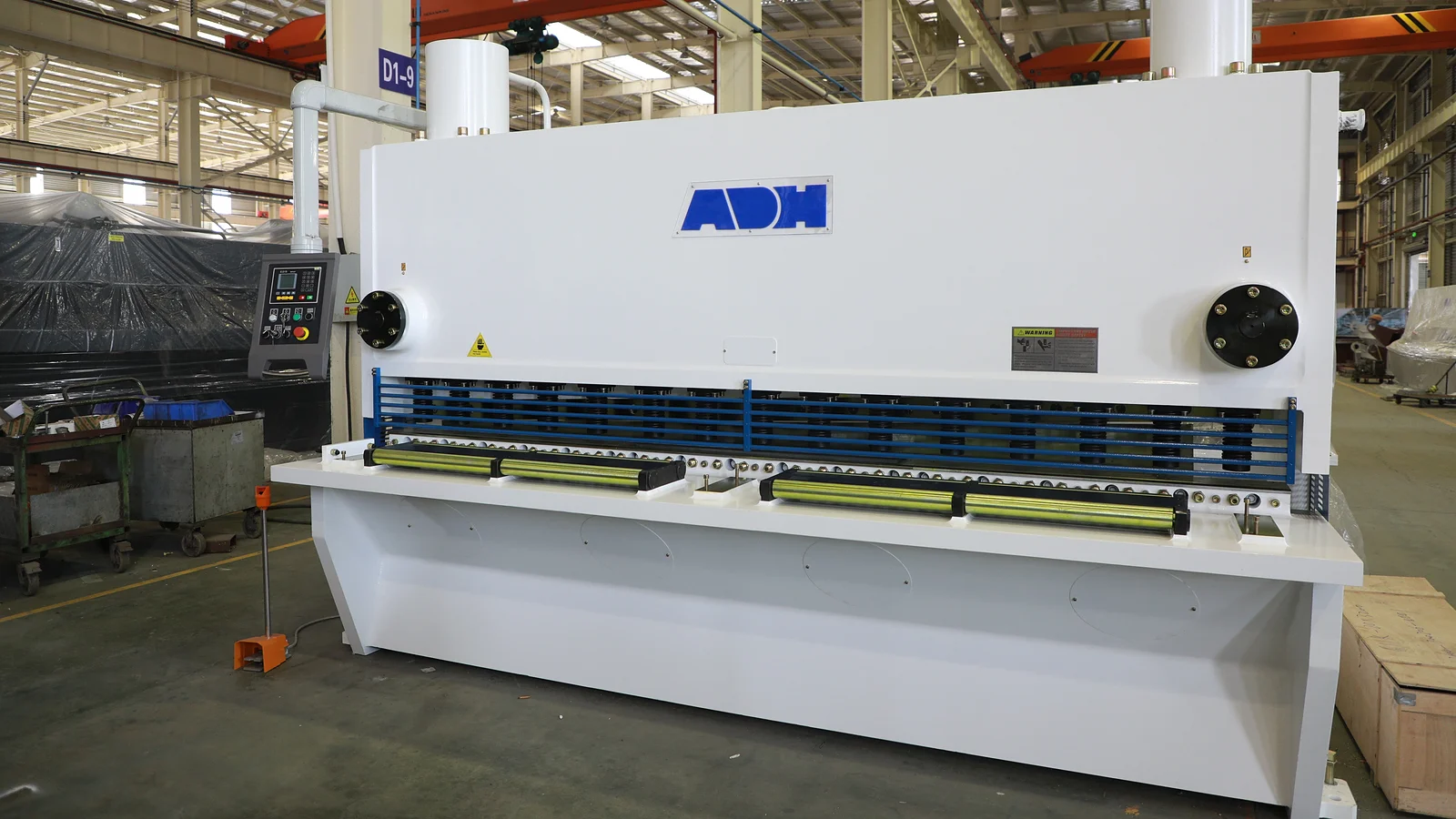 เครื่องตัดกิโยตินคืออะไร? การใช้งานและขีดจำกัดการตัด - ADH Machine Tool